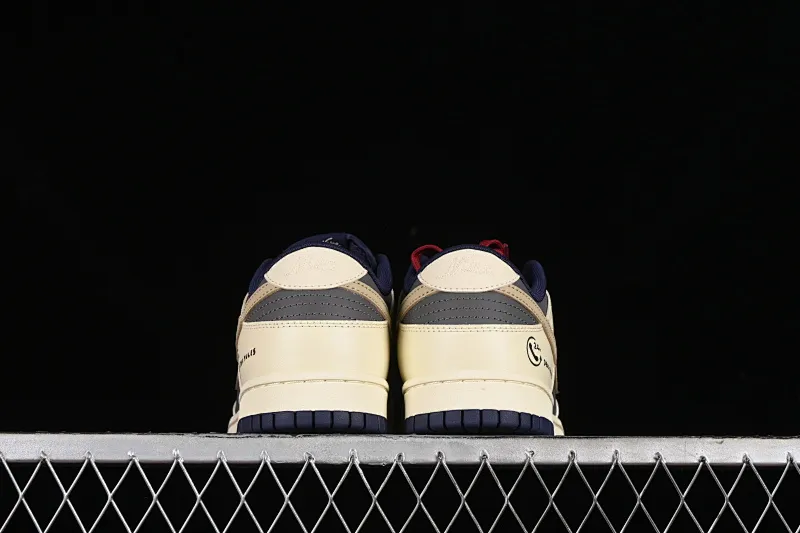 All Categories Nk SB Dunk Series Nk SB Dunk Low Low-top sneakers Nk Dunk Low Ami Khaki Chestnut Heart SB low-top casual sneakers FV8106-361
